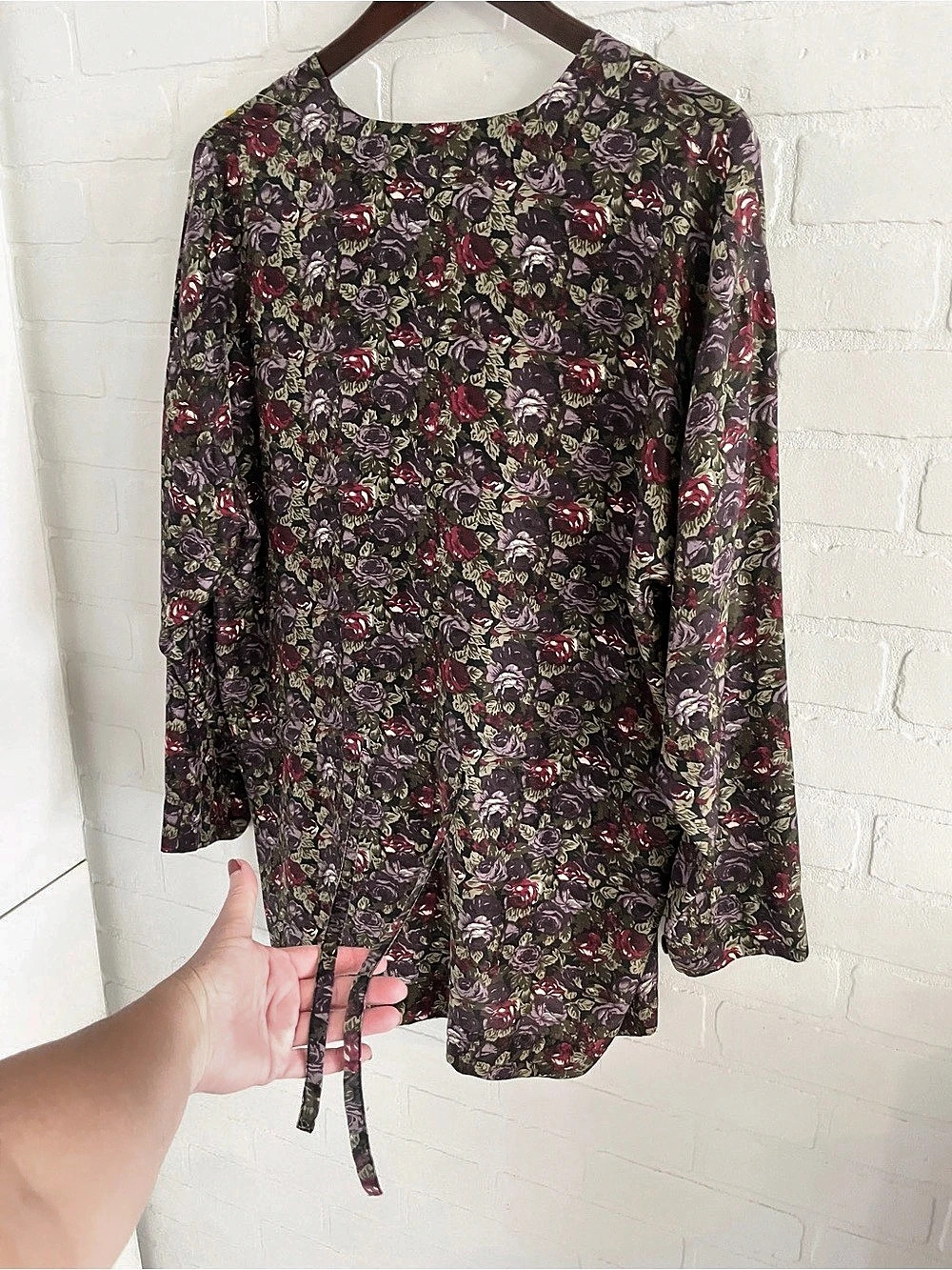 Tristan & Iseut Vintage 90s Silk Rose Print Tie Back Blouse Oversized Sz S - Picture 10 of 16